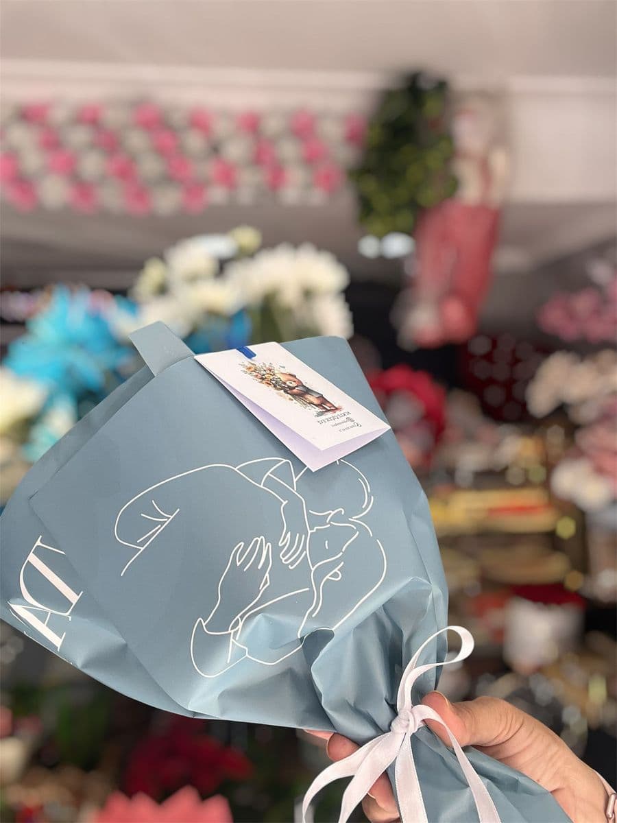 Sarılan Çiftler  Kasımpatı Buketi - Küçük Görsel 2