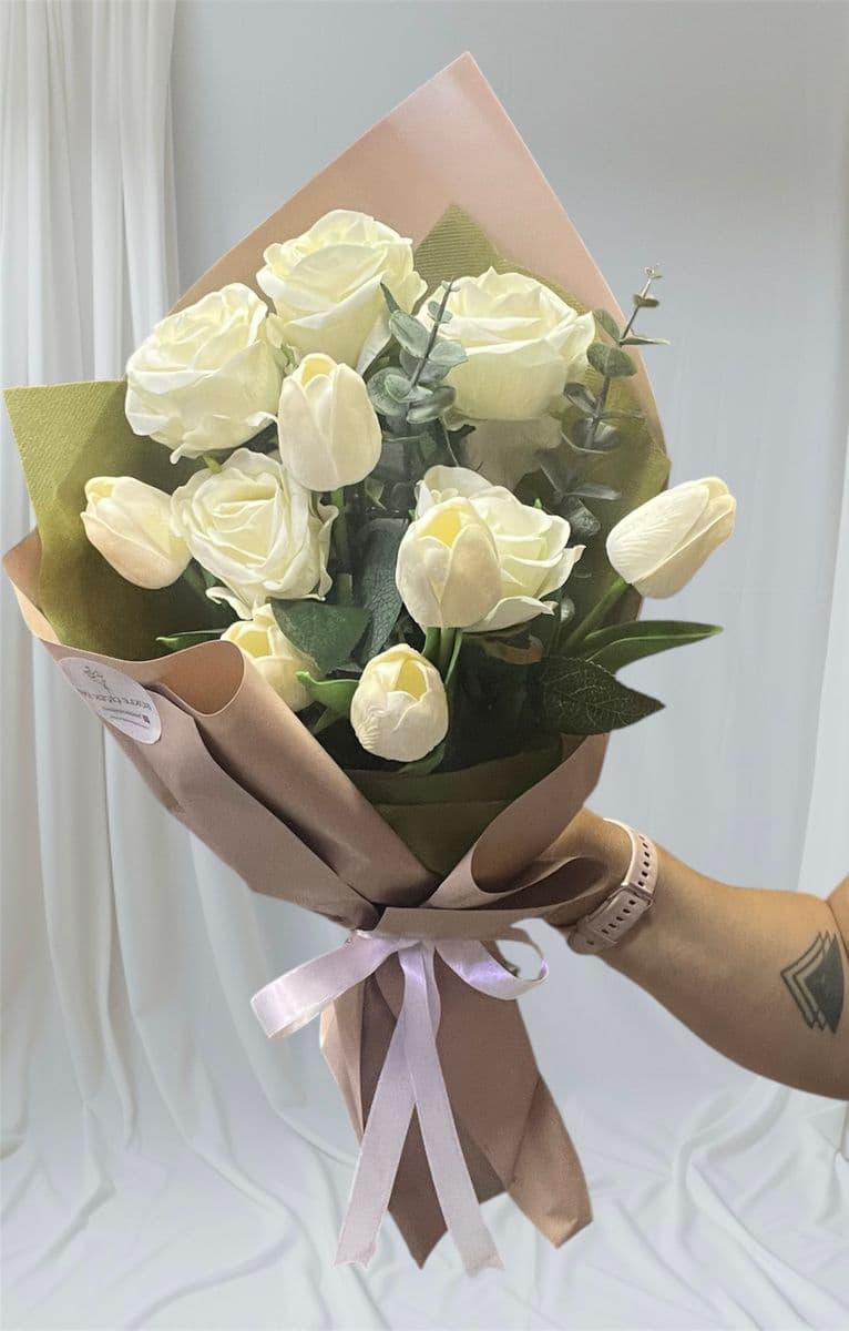 Yapay Gül Ve Lale Buketi