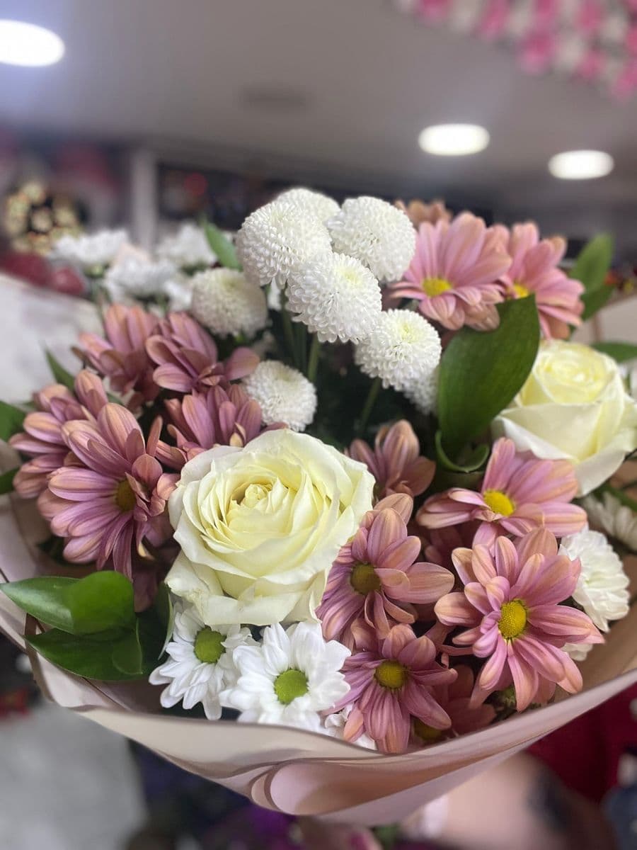 Soft Tonlarda Beyaz Güllü Krizantem - Küçük Görsel 2