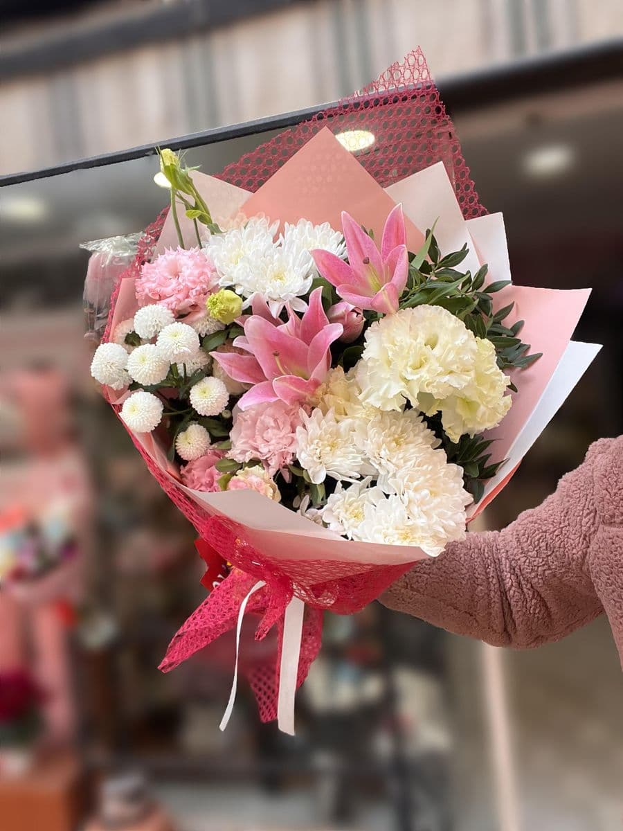 Pembe Tül Detaylı Lilyum Güzelliği - Görsel 1