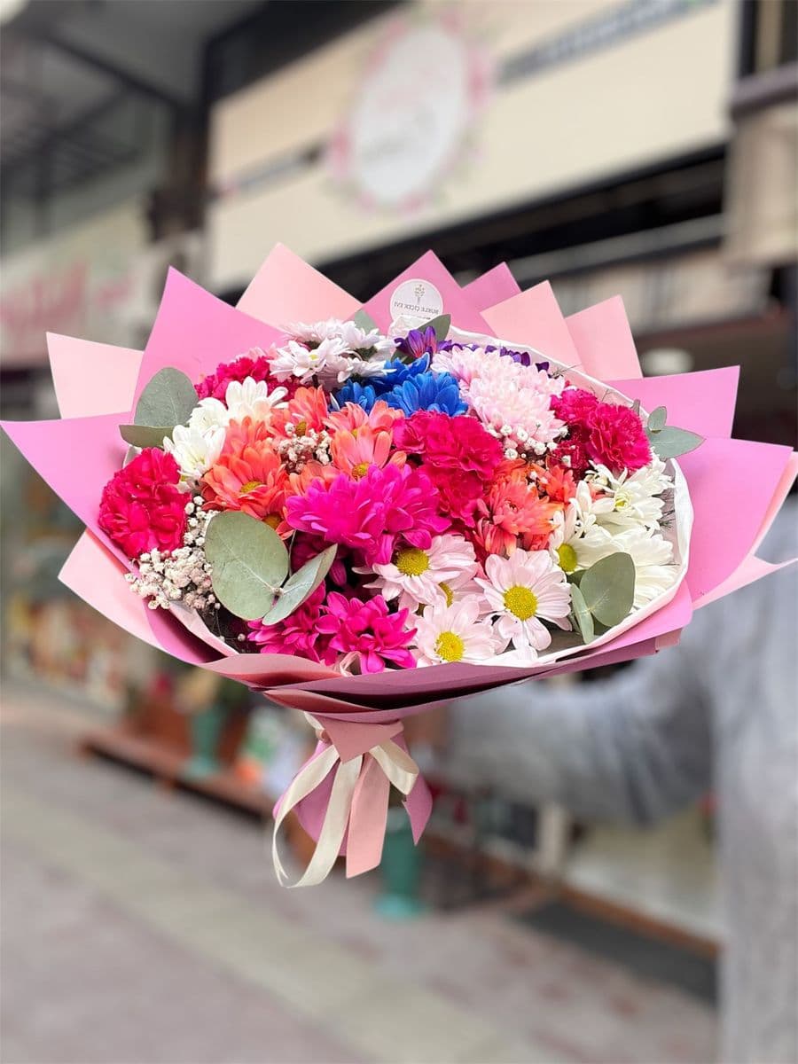 İç Açan Renklerle Canlı Bahar Buketi - Küçük Görsel 2