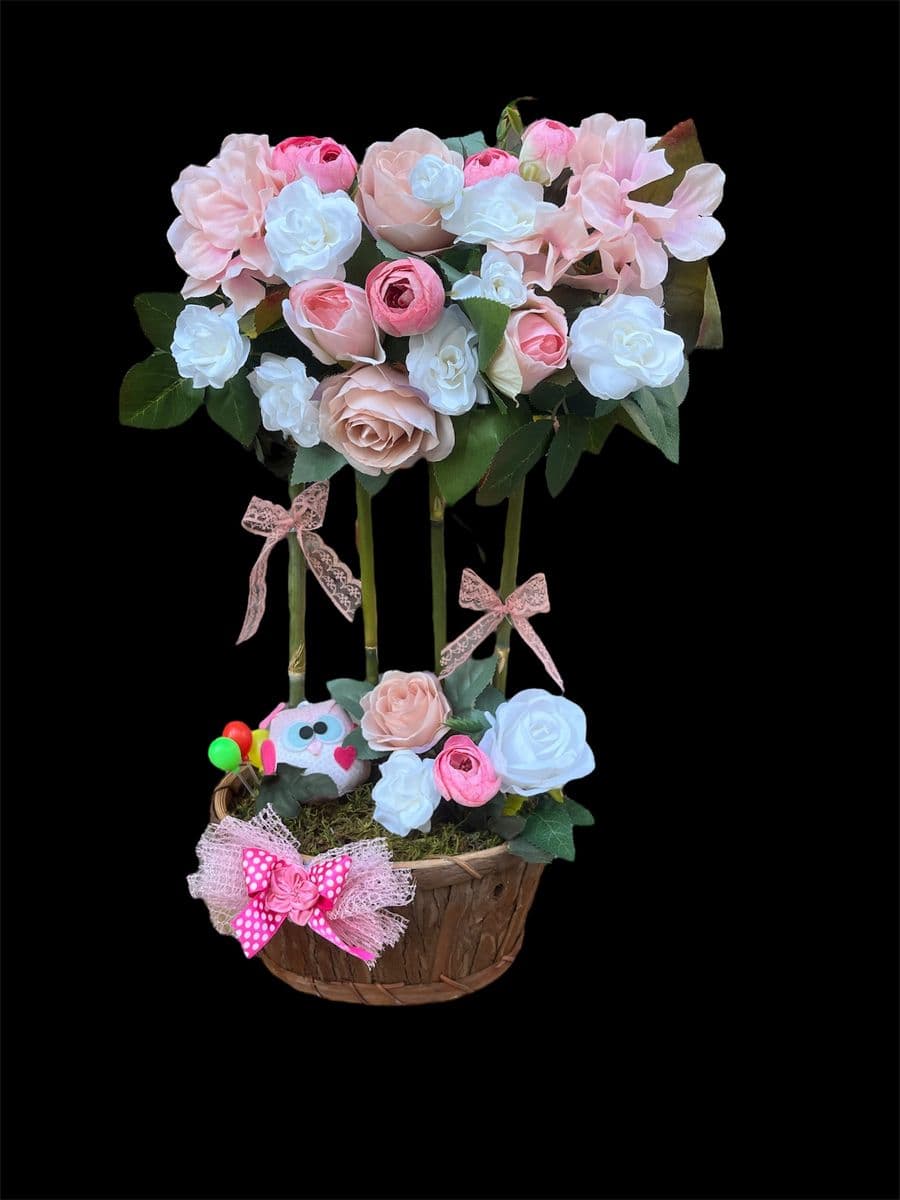 Sepette Pembe Yapay Aranjman 