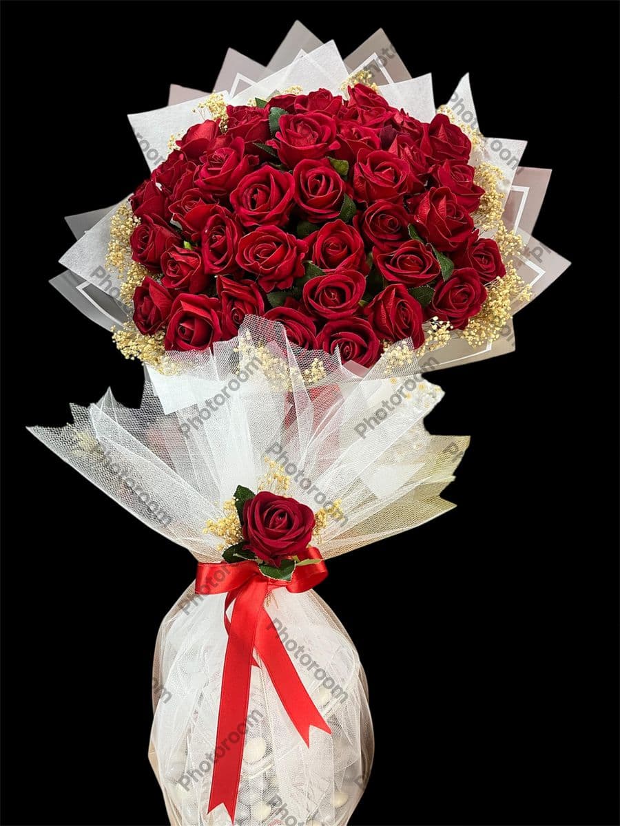 Bej Tonlarda Yapay Kırmızı Gül Ve Çikolata - Küçük Görsel 3