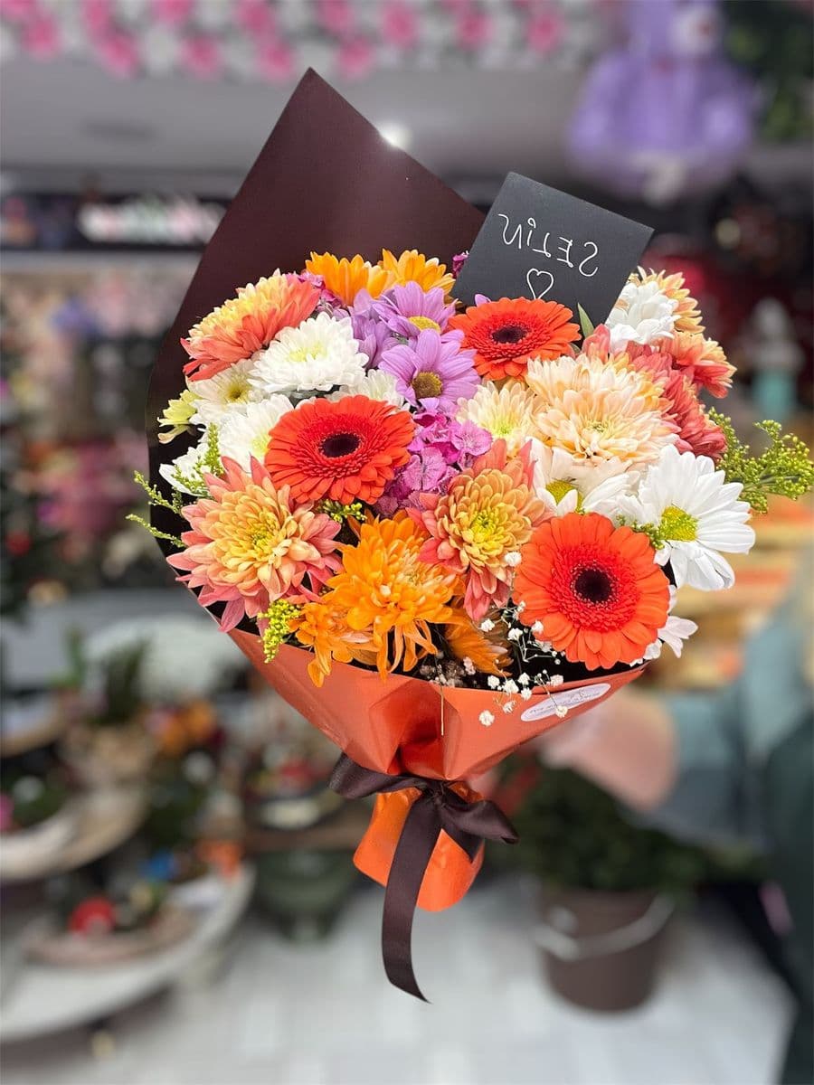 Turuncu Aşkına - Görsel 1