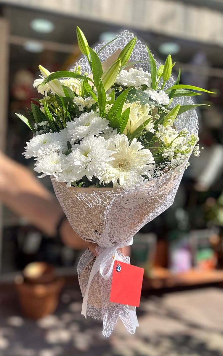 Beyaz Lilyumlu Zerafet - Küçük Görsel 2