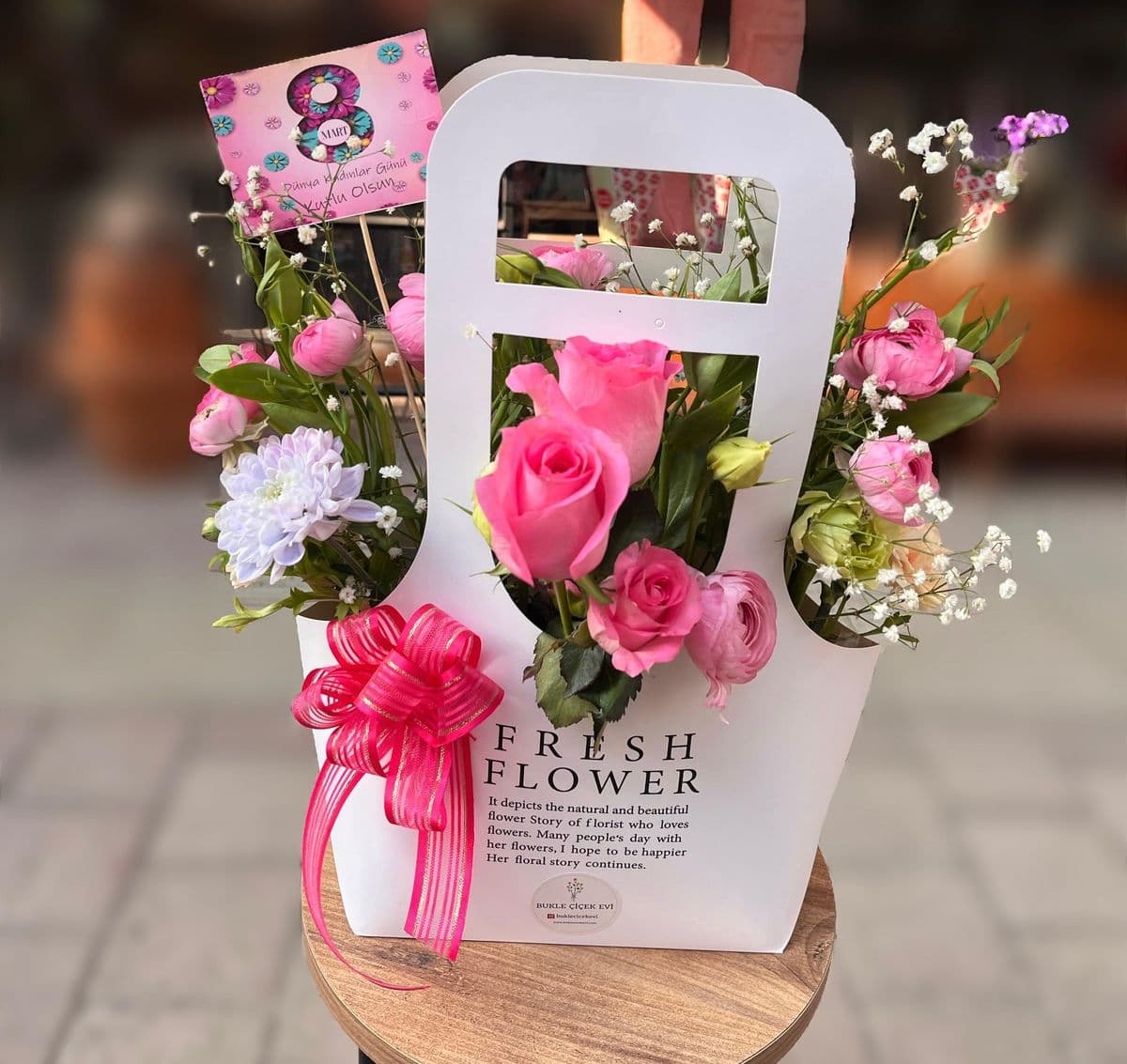 Çantadaki Zerafet Fresh Flower