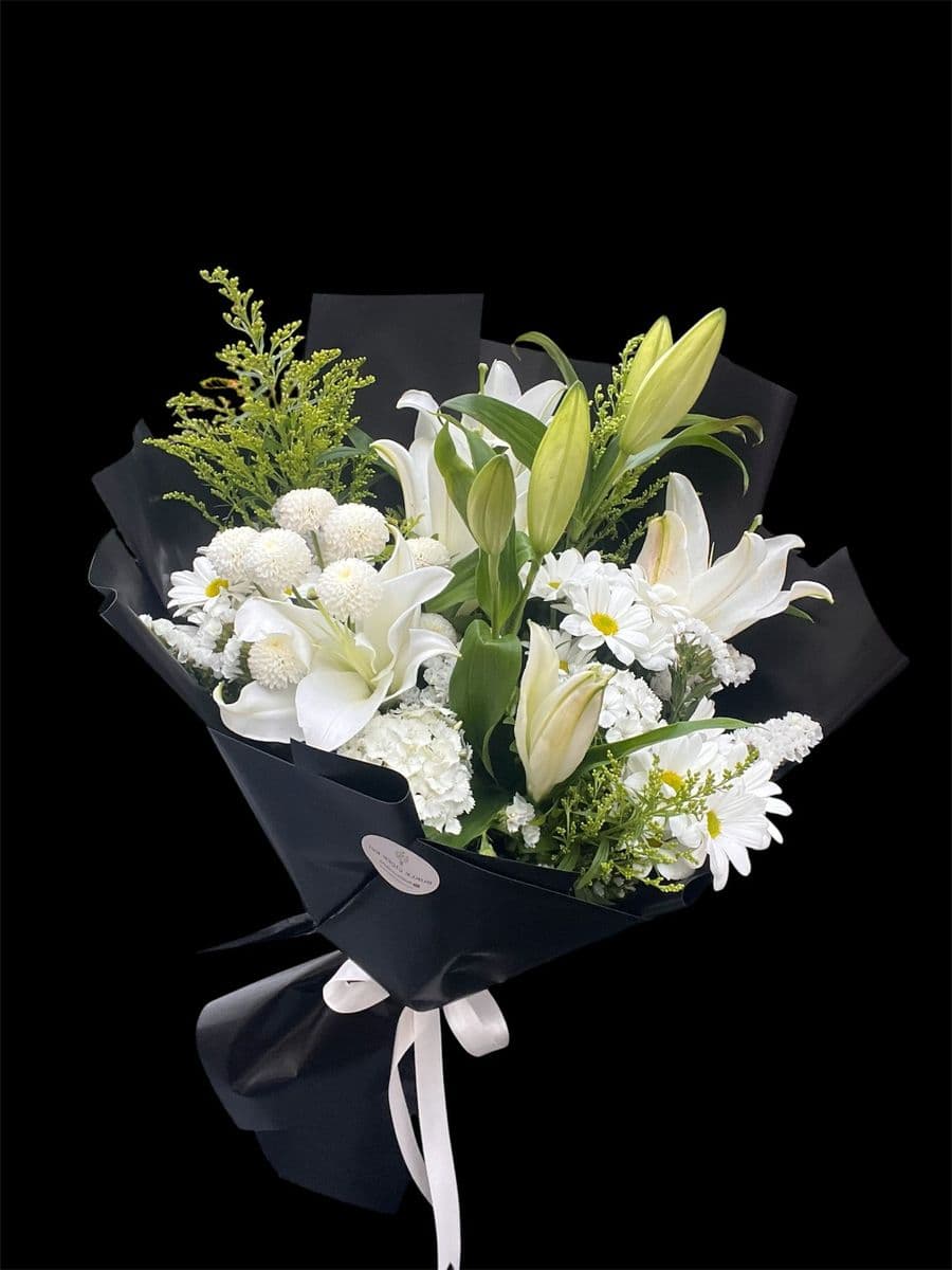 Siyah Jelatinde Lilyum  - Görsel 1