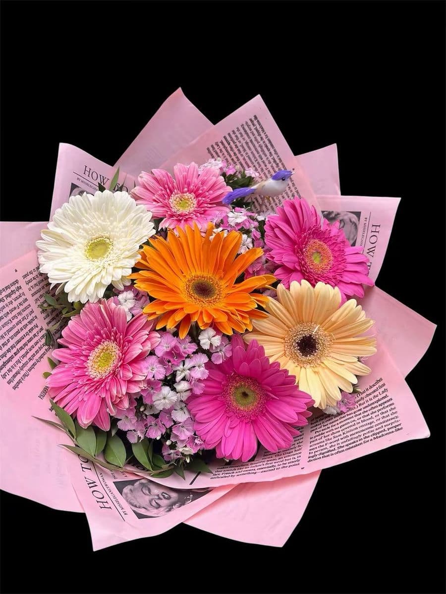 Kuş Detaylı Gerbera Buketi - Görsel 1