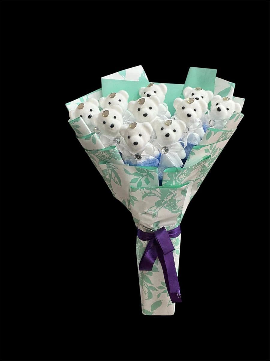 Yeşil Kağıtta Ayıcıklar - Görsel 1