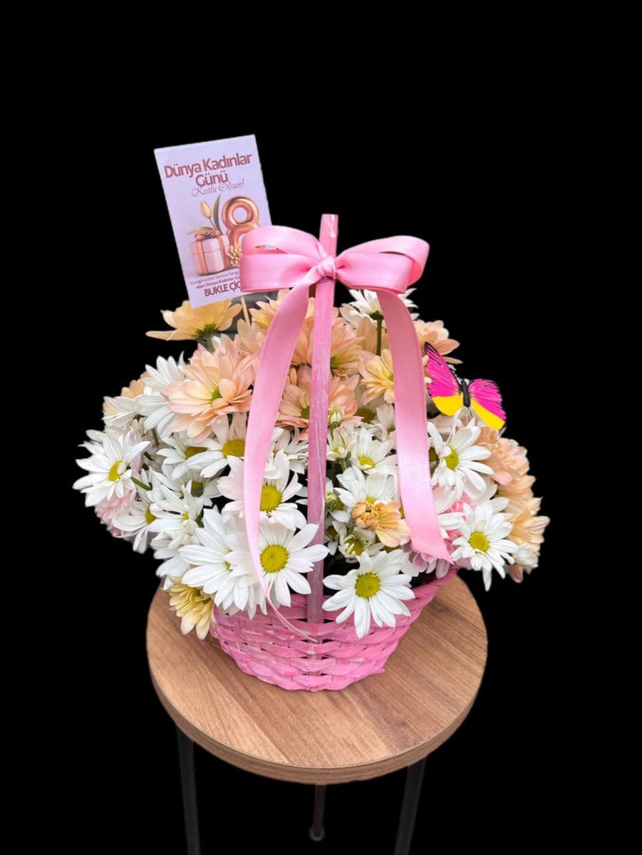 Pembe Sepette Bahar Bahçesi - Küçük Görsel 2