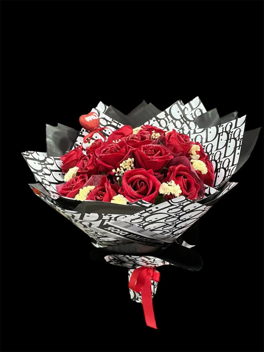 Solmayan Gül Buketi