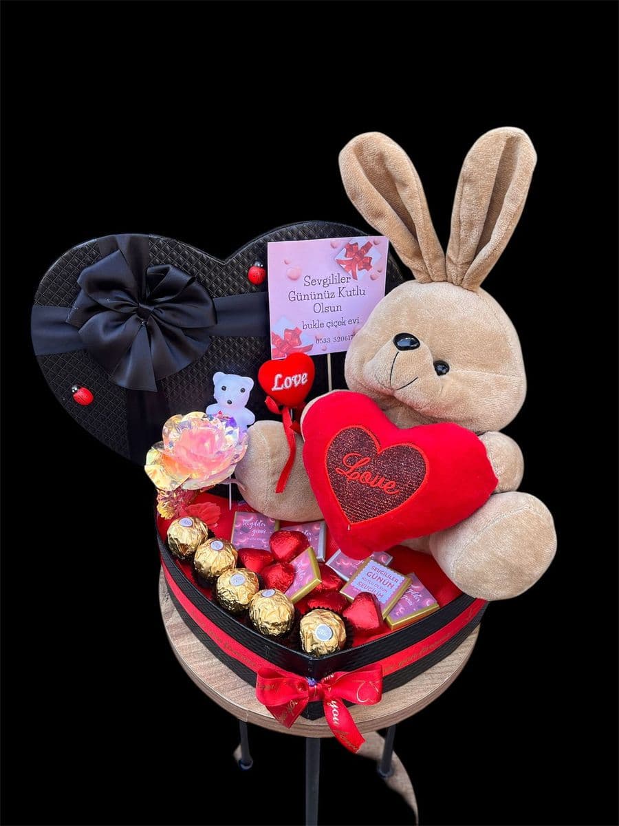 L Boy Siyah Kutuda Tavşanlı Aranjman