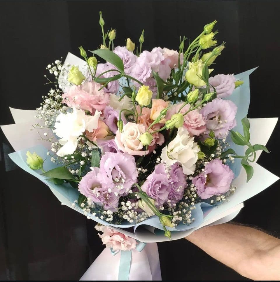 Lila Lisyantus Buketi